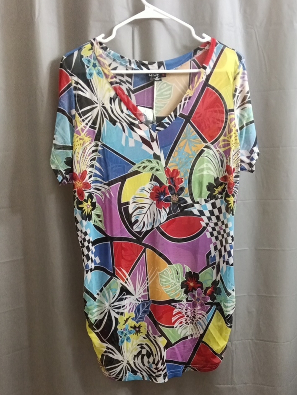 Love Multicolor Geometric Floral V-Neck Top